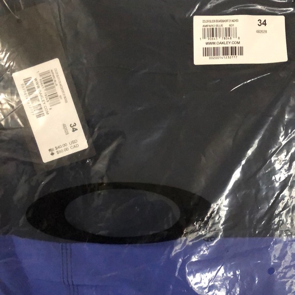 NWT Oakley Men’s Color Block Board Shorts in Amparo Blue, Size 34 - Picture 8 of 9